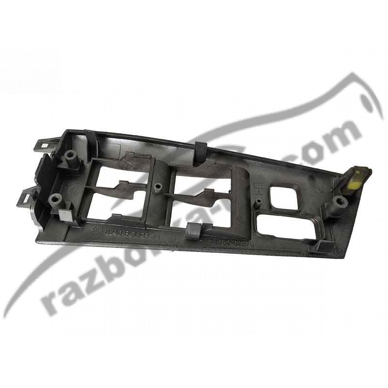Накладка кнопок склопідйомників Toyota Corolla E12 (2001-2006) 7423202270 / 74232-02270 фото