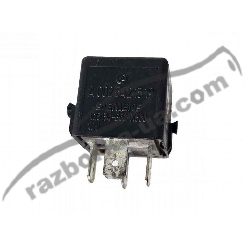 Реле A0025421319 / V23134B52X336 / A 002 542 13 19 / V23134-B52-X336 Mercedes E / W210 (1996-2001) фото