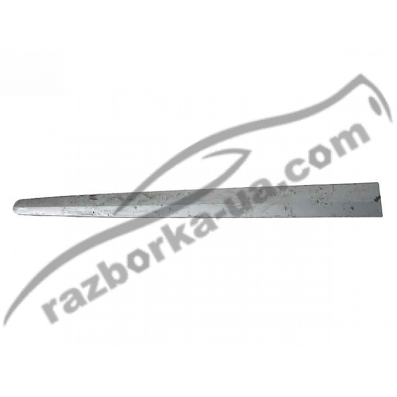 Молдинг передней правой двери Kia Picanto (2004-2010) 8772207100 / 87722-07100 фото