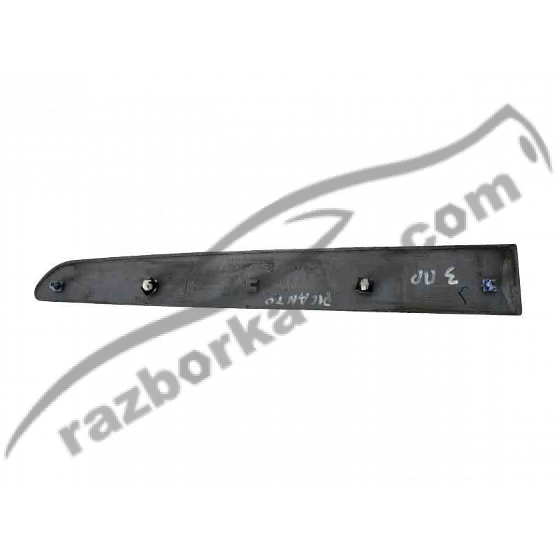 Молдинг задней правой двери Kia Picanto (2005-2009) 8773207100 / 87732-07100 фото