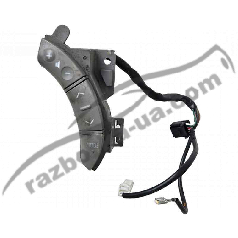 Блок кнопок руля Toyota Sienna 2 (2003-2009) 75B037 фото