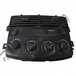 Блок управления климат-контролем Toyota Sienna 2 (2003-2009) 8401008130 / 84010-08130 фото