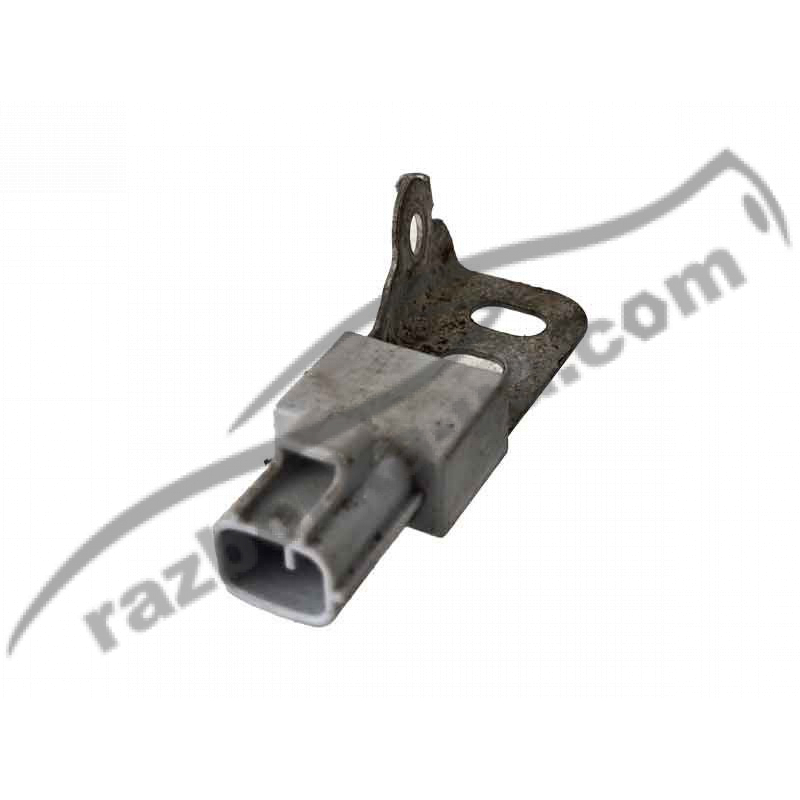 Конденсатор Toyota Sienna 2 (2004-2008) 9098004182 / 90980-04182 фото