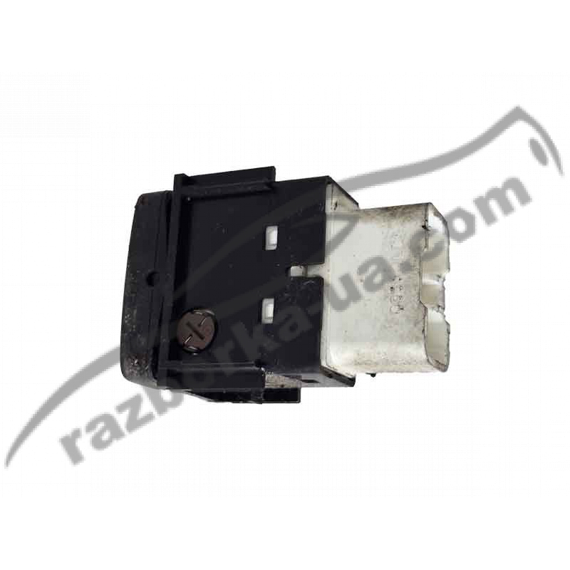 Кнопка вентиляції салону Toyota Sienna 2 (2004-2008) 182835 фото