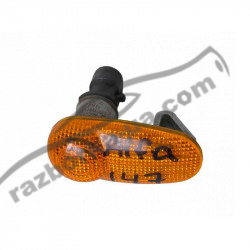 Повторювач покажчика повороту у крило Alfa Romeo 147 (2000-2010) 51733110A / 60694592 / 51733110-A фото