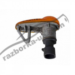 Повторювач покажчика повороту у крило Alfa Romeo 147 (2001-2009) 51733110A / 60694592 / 51733110-A фото