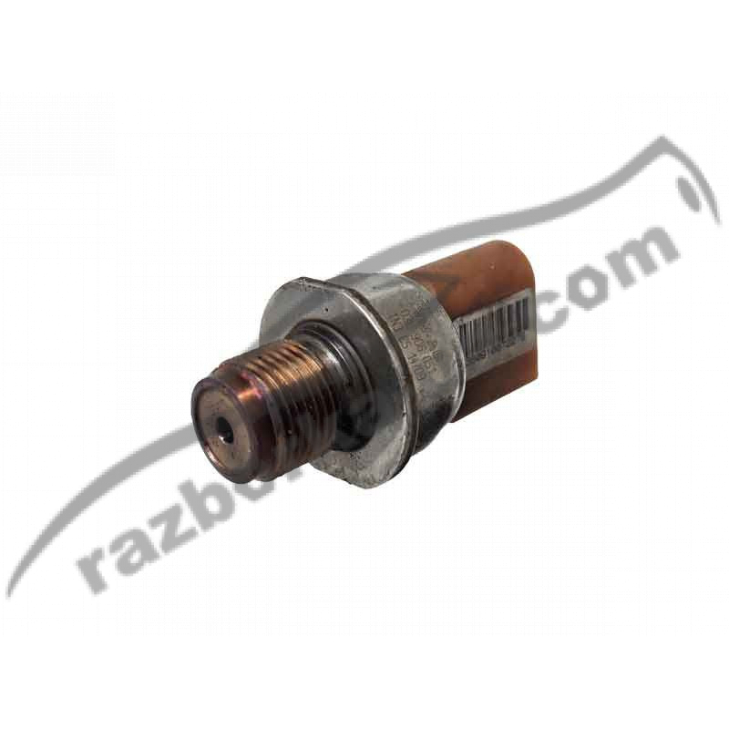 Датчик давления топлива VW Passat B6 2.0 TDI / CBD (2006-2009) 03L906051 / 03L 906 051 фото