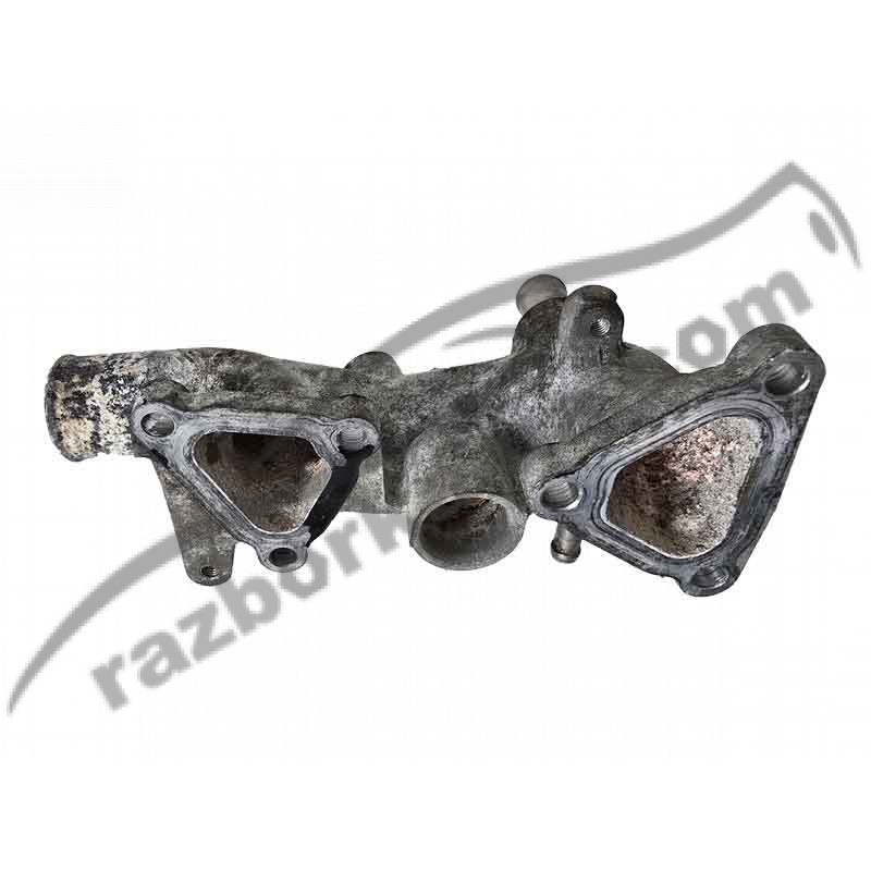 Фланець системи охолодження Toyota Sienna 3.5 / 2GRFE (2004-2008) 1633131140 / 16331-31140 фото