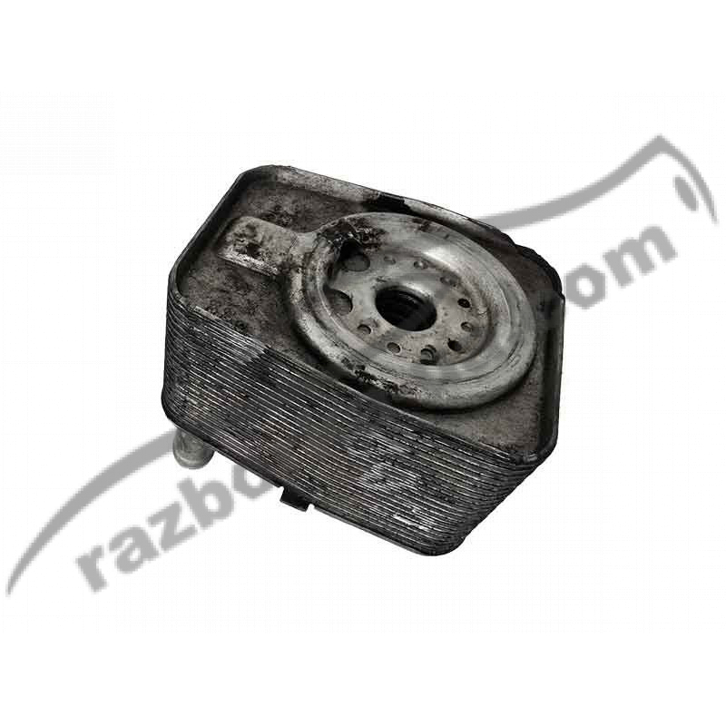Теплообмінник, масляний радіатор VW Passat B6 2.0 TDI / CBD (2006-2009) 038117021C / 038 117 021 C фото