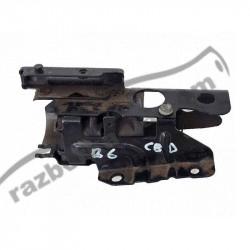 Кронштейн паливного насосу VW Passat B6 (2005-2010) 5N0906257 / 1K0127023 / 5N0906129B / 5N0906274B фото