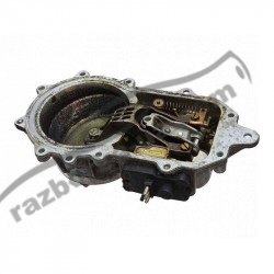 Распределитель впрыска инжектор Mercedes 190 / W201 / 2.0 / 102982 (1982-1993) 0 438 121 001 / 3 430 591 031 фото