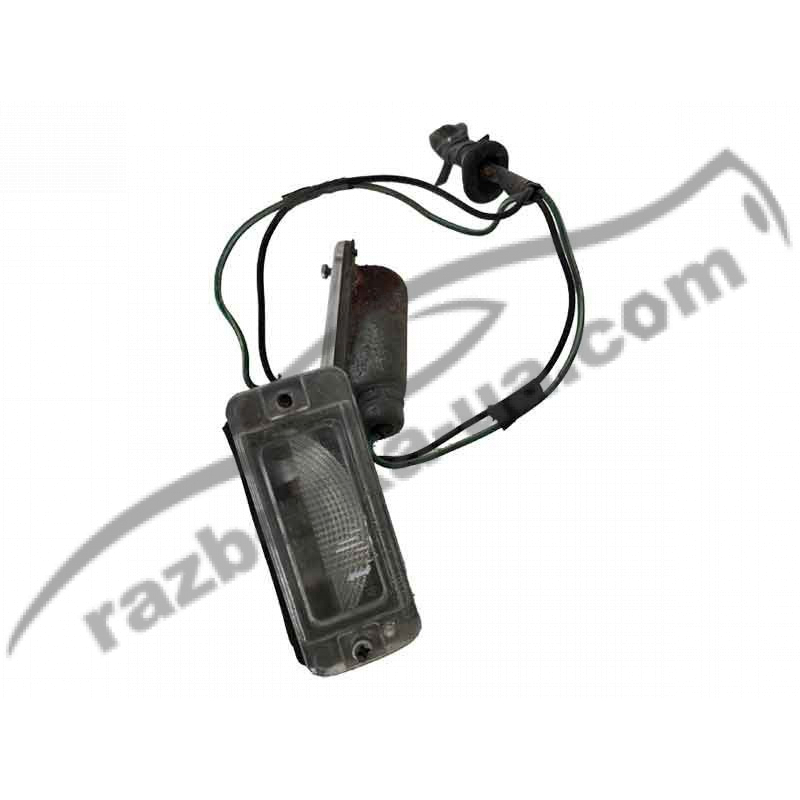Фонарь подсветки номера Mitsubishi Lancer 6 (1989-1990) 0153145A / 015-3145A фото