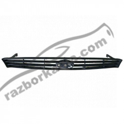 Решітка радіатора Ford Focus (1998-2004) 98AB8200AHW / 98AB-8200-AHW фото