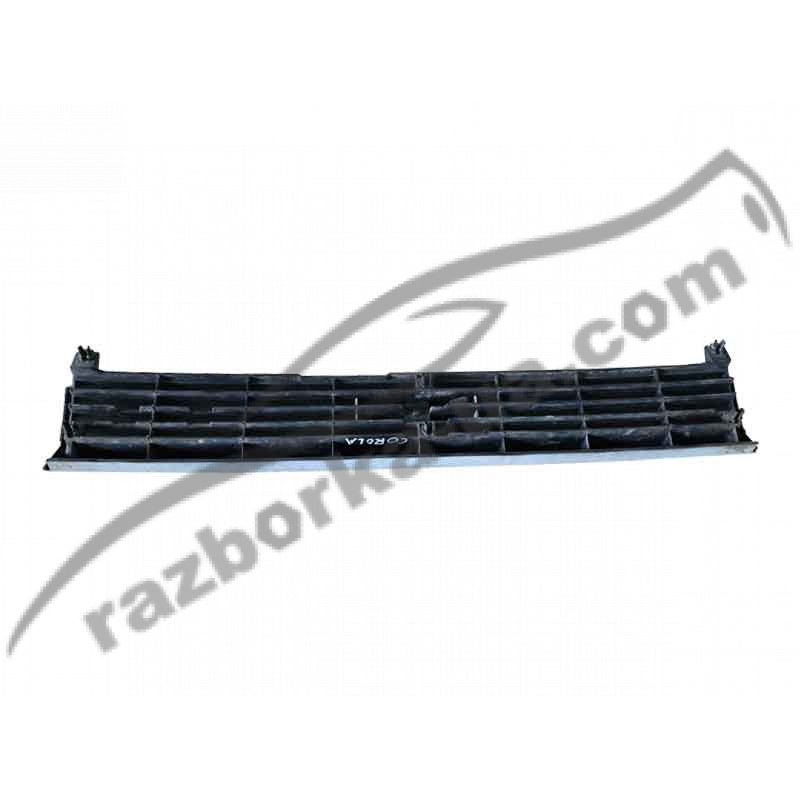Решітка радіатора Toyota Corolla E80 (1984-1986) 5310112600 / 53101-12600 фото