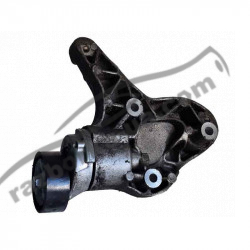 Кронштейн компрессора кондиционера VW Passat B6 1.6 FSI / BLF (2006-2009) 1K0260885B / 1K0 260 885 B фото