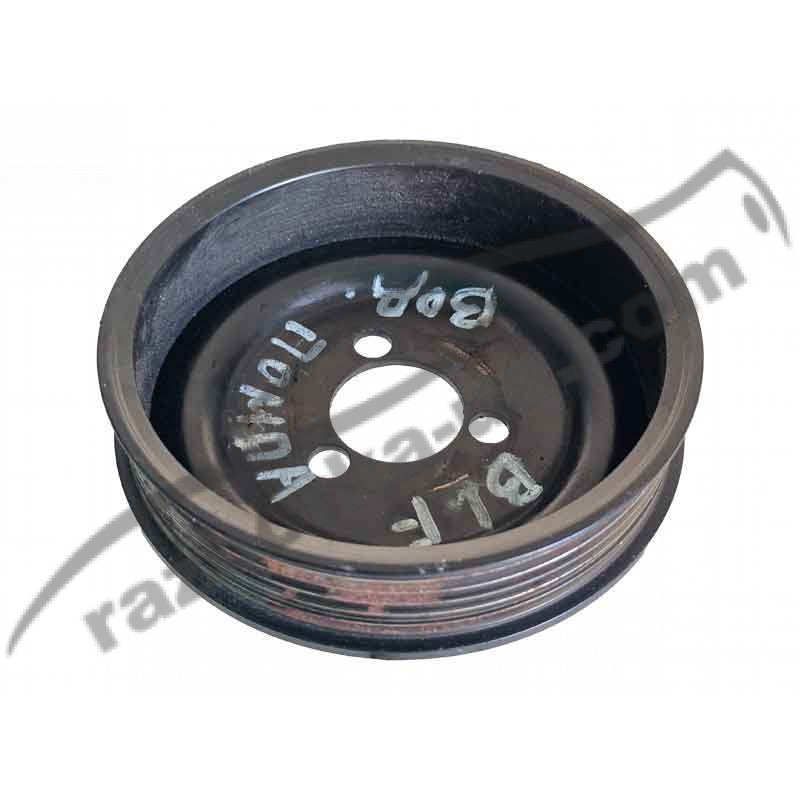 Шкив водяного насоса VW Passat B6 1.6 FSI / BLF (2006-2009) 03D121028B / 03D 121 028 B фото
