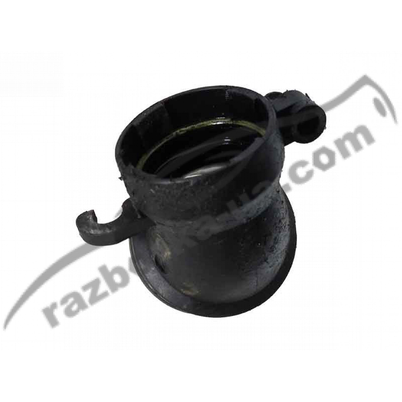 Патрубок повітряний VW Passat B6 2.0 TDI / CBD (2005-2010) 3C0129635 / 3C0 129 635 фото