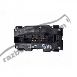 Кнопка аварійної сигналізації Mercedes W202 (1994-1999) 2108208010 / 501280449 / 210 820 80 10 / 501.280 449 фото