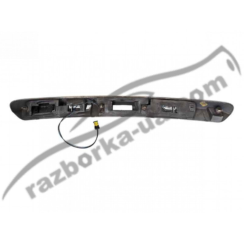 Накладка кришки багажника Renault Megane 2 (2003-2007) 8200140480 фото