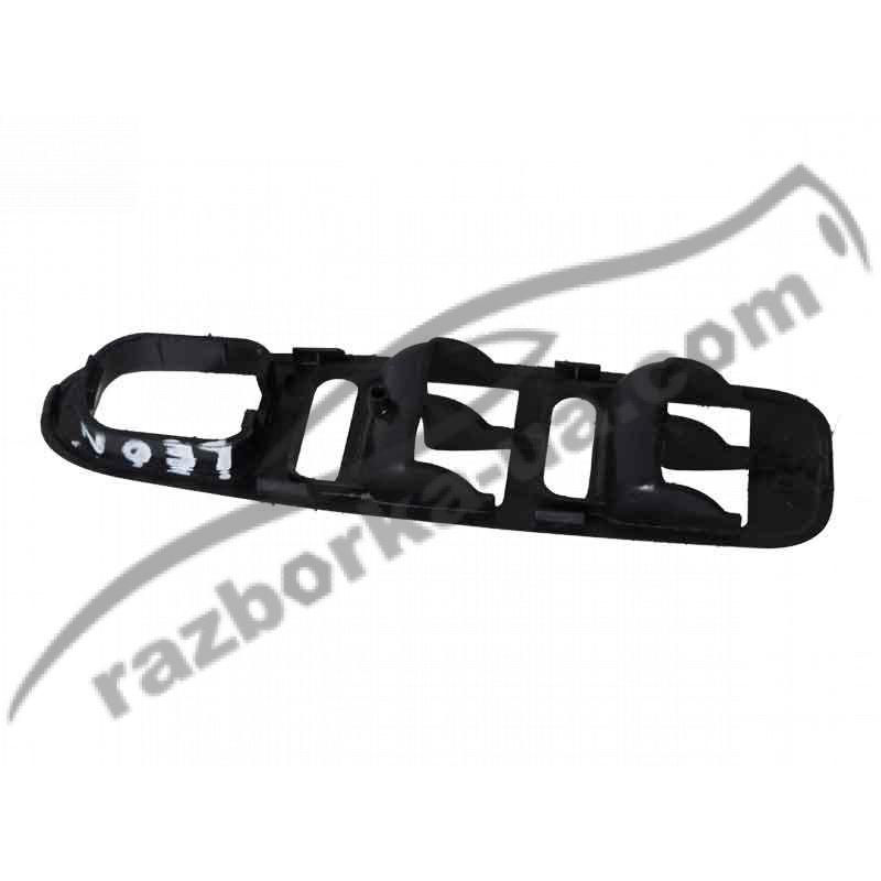 Накладка кнопок стеклоподъемника Seat Leon 1 (1999-2004) 1M0867163B / 1M0 867 163 B фото