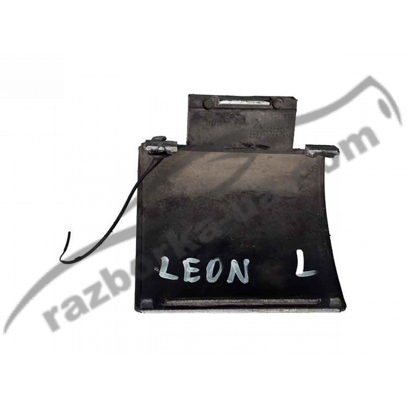 Накладка порога передня ліва Seat Leon 1 (1999-2004) 1M0853917B / 1M0 853 917 B фото