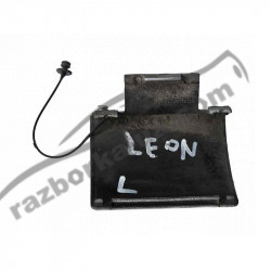 Накладка порога задня ліва Seat Leon 1 (1999-2004) 1M0854927B / 1M0 854 927 B фото