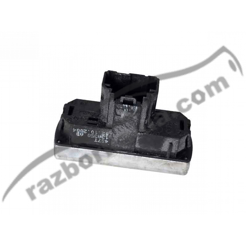 Кнопка аварійної сигналізації Ford Mondeo MK3 (2001-2006) 4S7T13A350AB / 4S7T 13A350 AB фото