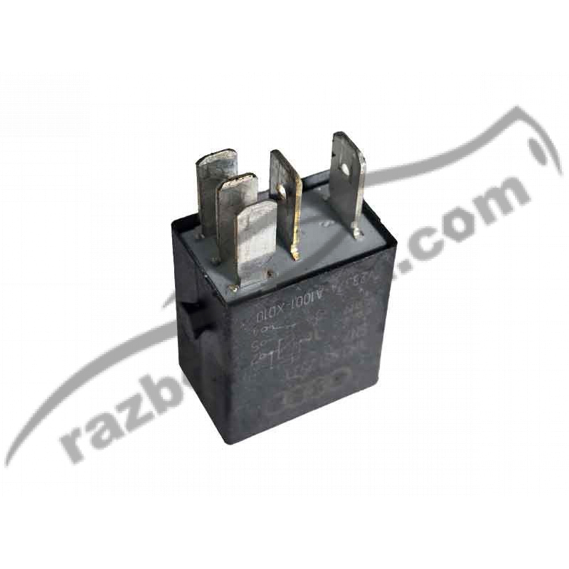 Реле 646 / 4H0951253C / V23374A1001X010 / 4H0 951 253 C / V23374-A1001-X010 VW Passat CC (2008-2010) фото Реле 646 / 4H0951253C / V23374A1001X010 / 4H0 951 253 C / V23374-A1001-X010 VW Passat CC (2008-2010) фото