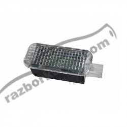 Плафон освітлення салону VW Passat CC (2008-2010) 8J0947409 / 8J0 947 409 фото