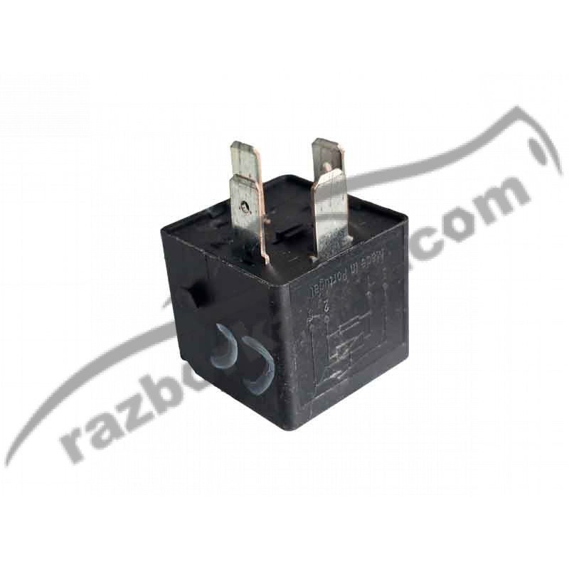 Реле 645 / 4H0951253A / V23136B0006X080 / 4H0 951 253 A / V23136-B0006-X080 VW Passat CC (2008-2010) фото Реле 645 / 4H0951253A / V23136B0006X080 / 4H0 951 253 A / V23136-B0006-X080 VW Passat CC (2008-2010) фото