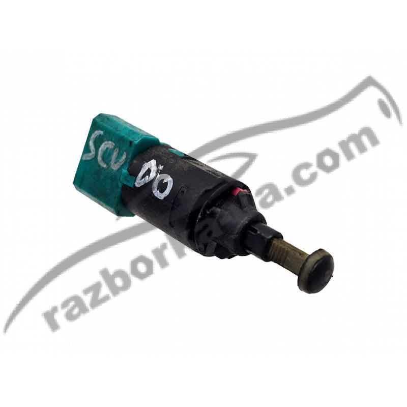 Датчик включения стоп сигнала Fiat Scudo 2 (2008-2015) 9650688480 фото