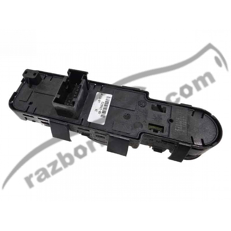 Блок управления стеклоподъемниками Fiat Scudo 2 (2008-2015) 1499611077 / E2986306 фото