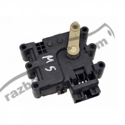 Моторчик заслонки печки Mazda 5 (1999-2005) 5624E фото