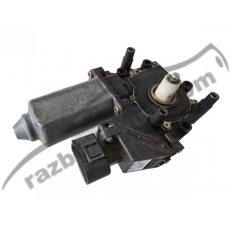 Моторчик стеклоподъемника передний правый Audi A4 B5 (1994-2001) 8D0959802B / 8D0 959 802 B фото