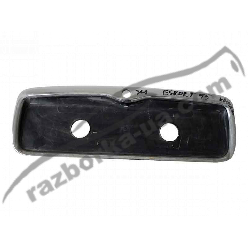 Накладка двери багажника Ford Escort MK6 (1995-2000) 95ABA423A40AA / 95AB-A423A40-AA фото