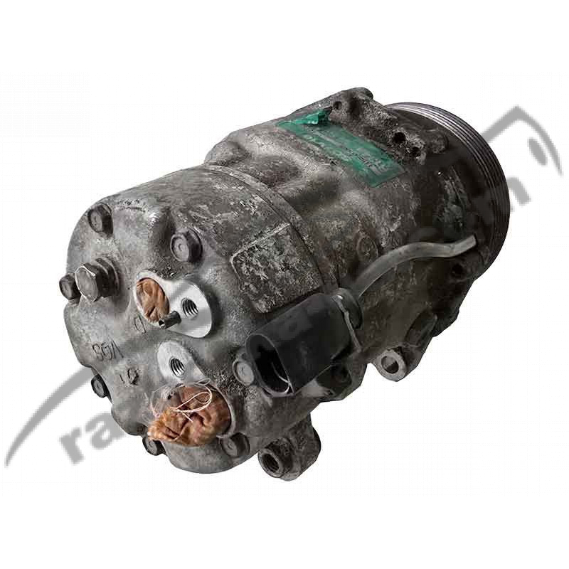 Компрессор кондиционера Skoda Octavia Tour 2.0 / AQY (1997-2009) 1J0820803F / 1J0 820 803 F фото