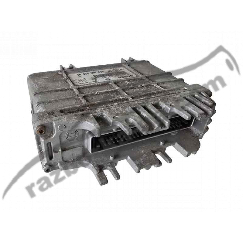 Блок управления двигателем ЭБУ VW Golf 3 1.4 (1992-1997) 0261203650 / 030906026AB / 0 261 203 650 / 030 906 026 AB фото