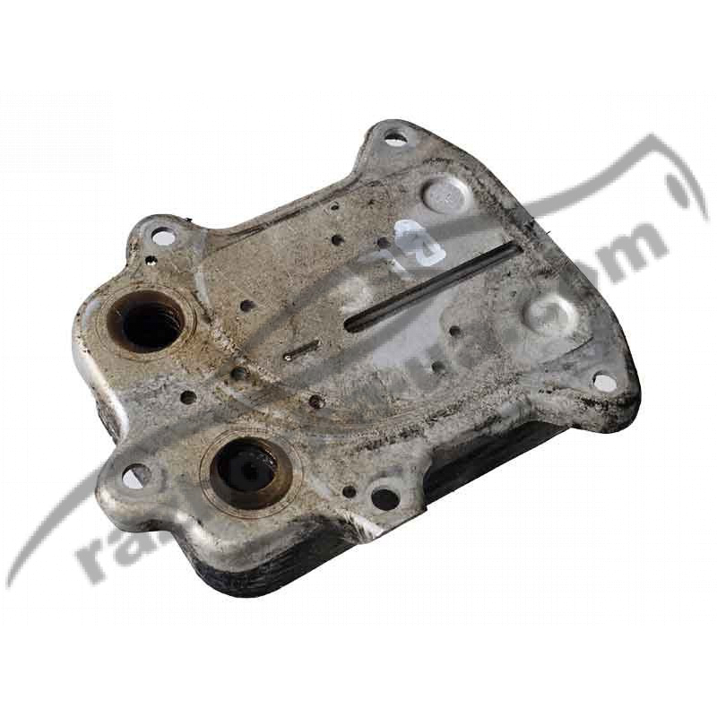 Теплообменник, масляный радиатор VW Passat B6 1.6 FSI / BLF (2006-2009) 03C117021E / 03C 117 021 E фото