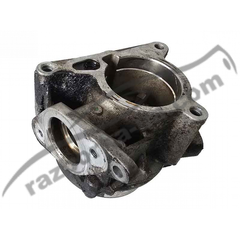 Вакуумный насос VW Passat B6 2.0 TFSI / CAW (2006-2009) 06H145100AB / 06H 145 100 AB фото