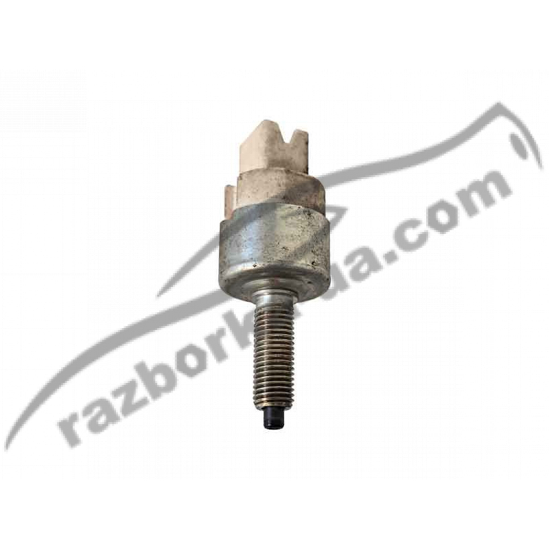 Датчик увімкнення стоп-сигналу Honda Accord 4 (1989-1993) 36750SE0013 / 36750-SE0-013 фото