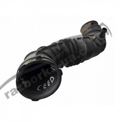 Патрубок повітряний Kia Ceed 1.6 (2007-2011) 281382H000 / 28138-2H000 фото