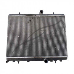 Радиатор охлаждения двигателя Peugeot 308 1.6 HDI (2008-2012) 9680533480 / 991746Q фото