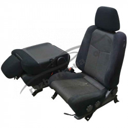 Автомобильные сидения передние Mazda 323 BJ (1999-2003) фото