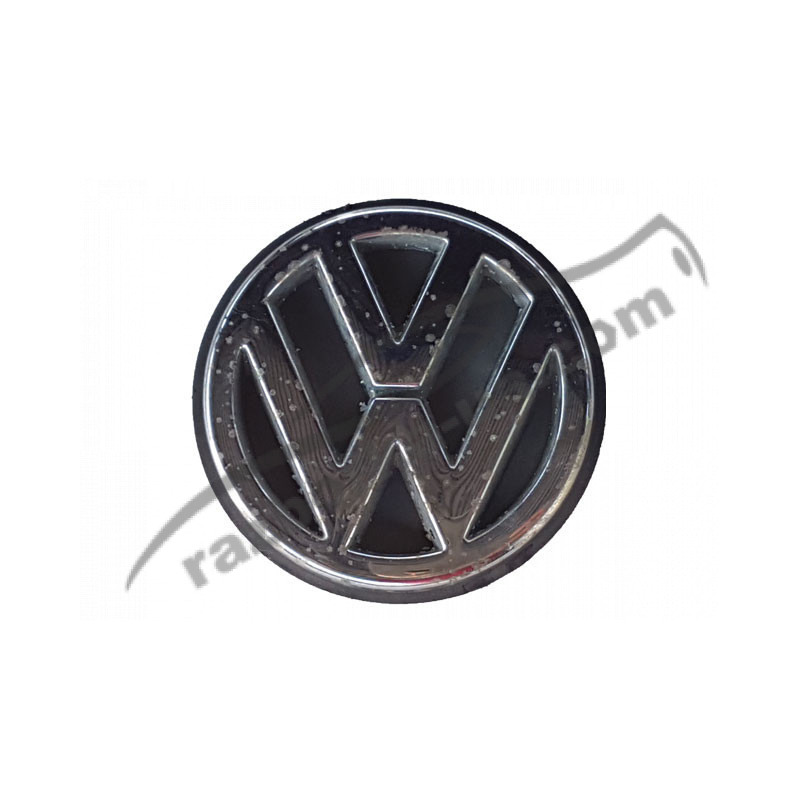 Эмблема VW Vento (1992-1999) 1H5853630D, 1H5853630B, 1H5853630C фото