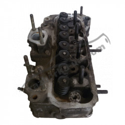 Головка блока цилиндров двигателя Seat Malaga 0.9 (1984-1993) фото